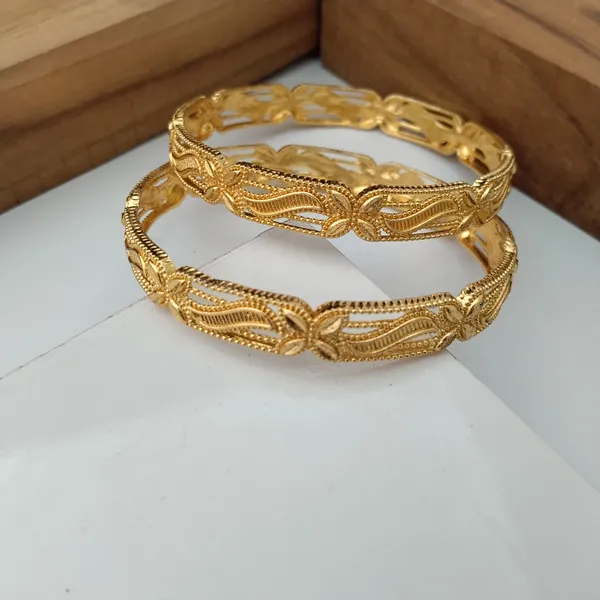 Gold-Toned_Embellished_Bangles_For_Women