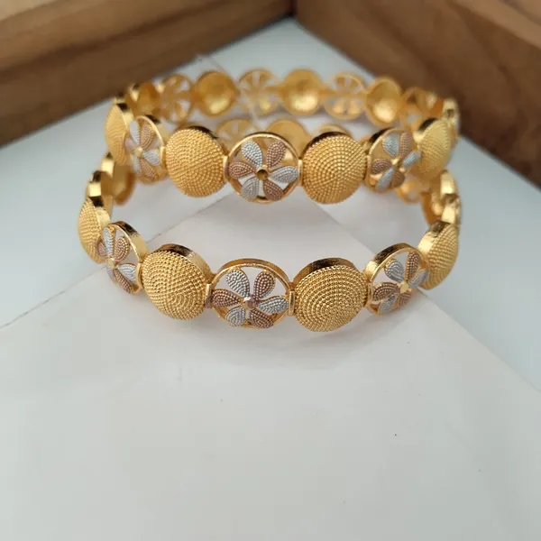 Gold_Tone_Floral_Design_Bangles_For_Women