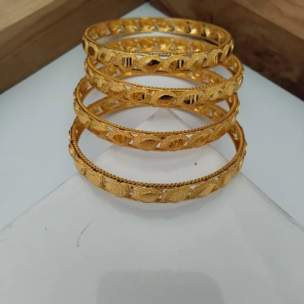 Gold_Tone_Textured_Bangle_Set_For_Women