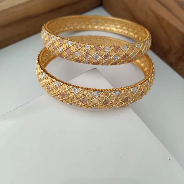 Gold_Tone_Lattice_Design_Bangles_For_Women