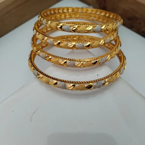 Gold_Tone_Textured_Bangle_Set_For_Women