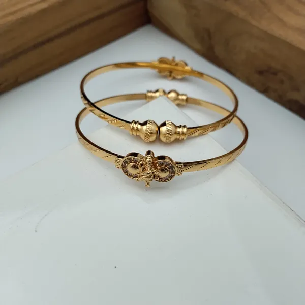 Gold_Tone_Ornate_Bracelet_For_Women