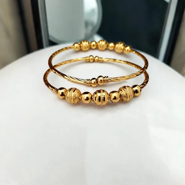 Gold_Tone_Beaded_Bracelet_For_Women