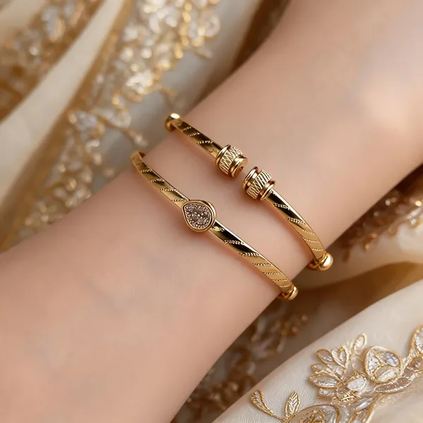 Gold_Tone_Textured_Bracelet_For_Women