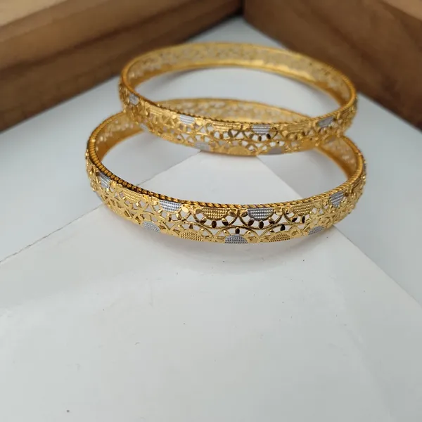 Gold_Tone_Filigree_Bangles_For_Women