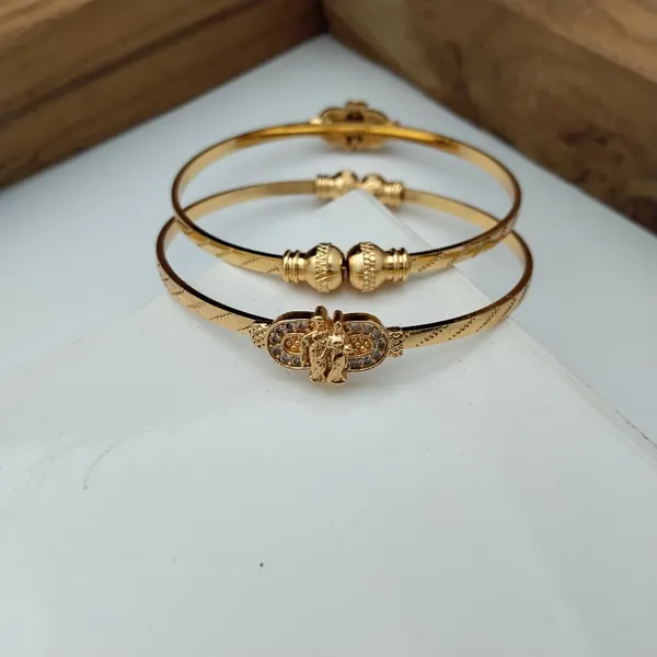 Gold_Tone_Traditional_Bracelet_For_Women