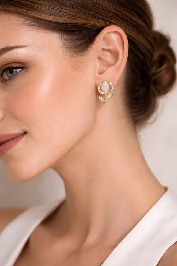 Gold_Stainless_Steel_Crystal_Petal_Floral_Stud_Earrings_For_Women