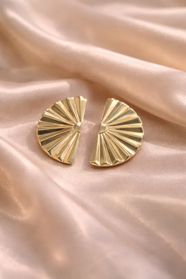 Gold_Stainless_Steel_Fan_Shaped_Stud_Earrings_For_Women