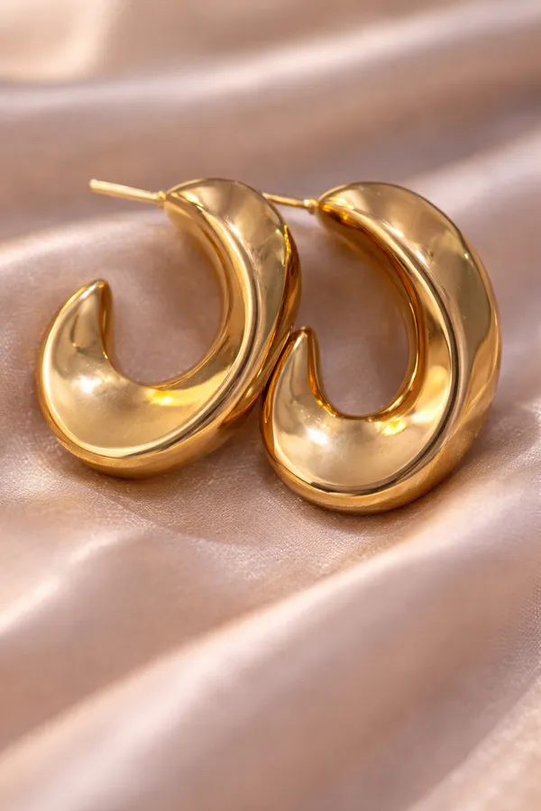 Gold_Stainless_Steel_Sculpted_Curved_Statement_Hoop_Earrings_For_Women