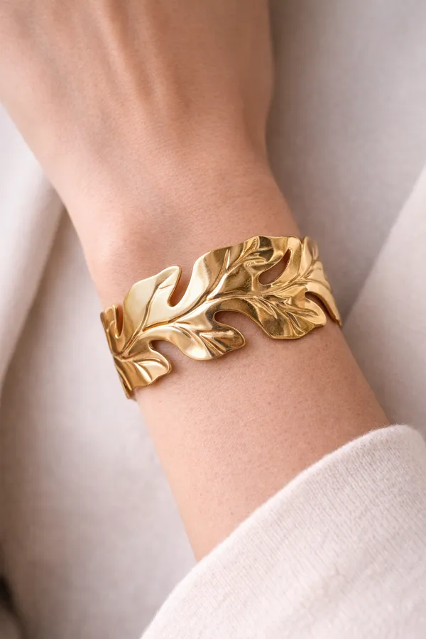 Gold_Stainless_Steel_Organic_Leaf_Sculpted_Statement_Cuff_For_Women