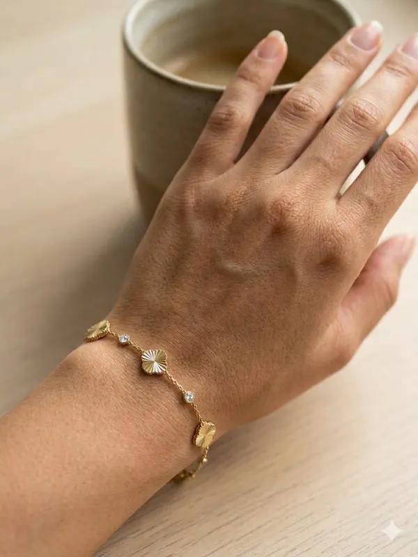 Gold_Stainless_Steel_Clover_Crystal_Charm_Bracelet_For_Women
