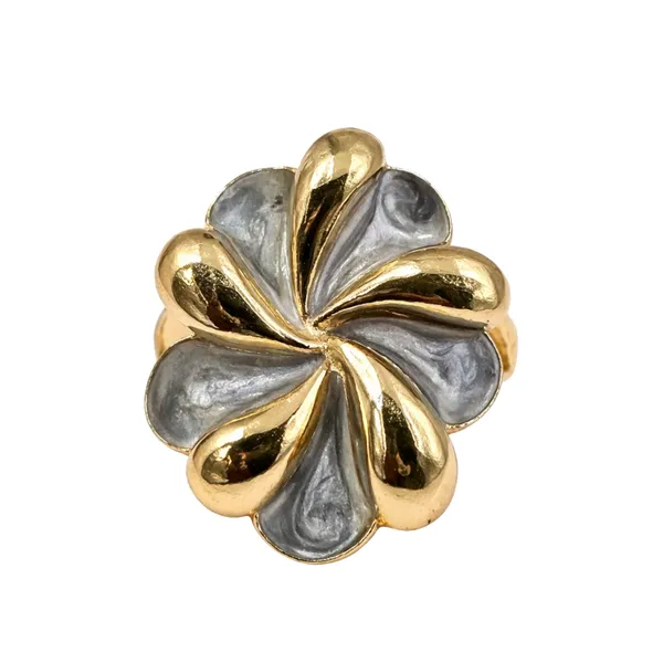 Gold_Stainless_Steel_Dual_Tone_Sculpted_Petal_Statement_Ring_For_Women