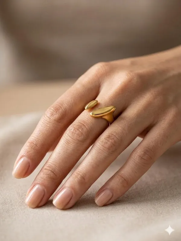 Gold_Stainless_Steel_Minimal_Sculpted_Open_Ring_For_Women
