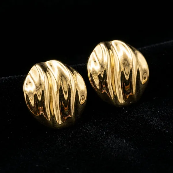 Gold_Stainless_Steel_Molten_Dome_Stud_Earrings_For_Women