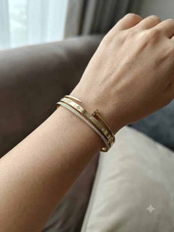 Gold_Stainless_Steel_Crystal_Pave_Nail_Bangle_For_Women