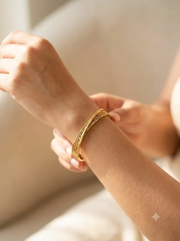 Gold_Stainless_Steel_Greek_Geometric_Pattern_Bangle_For_Women