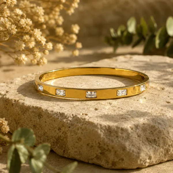 Gold_Stainless_Steel_Baguette_Crystal_Bangle_Bracelet_For_Women