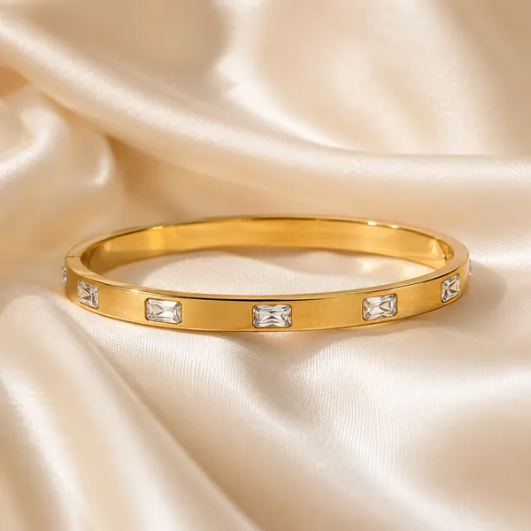 Gold_Stainless_Steel_Baguette_Crystal_Bangle_Bracelet_For_Women