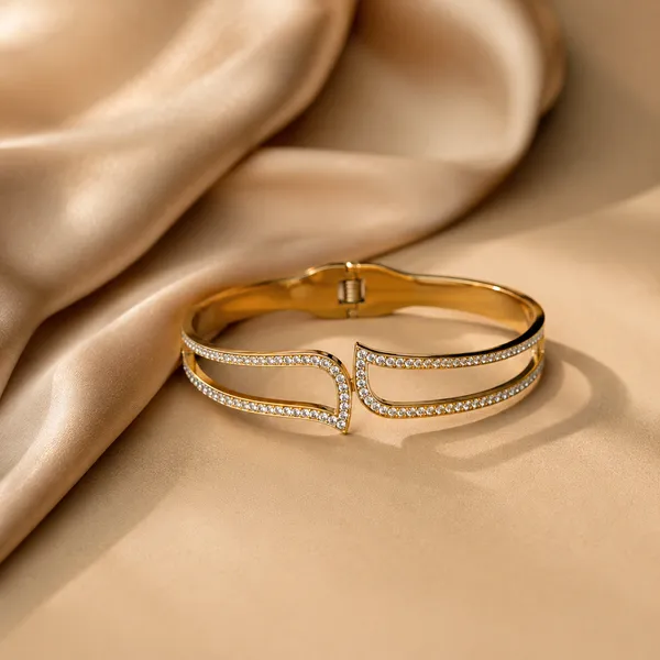Gold_Stainless_Steel_Crystal_Open_Cuff_Bracelet_For_Women