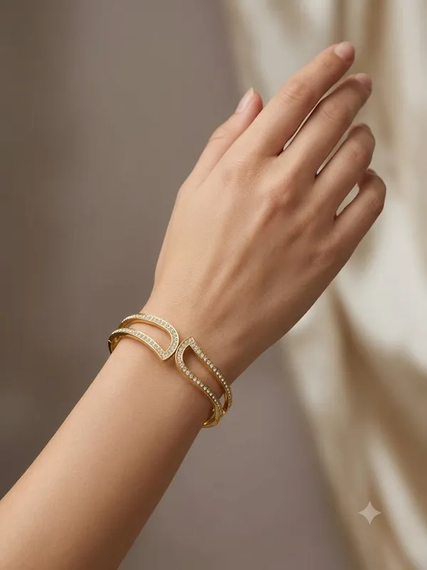 Gold_Stainless_Steel_Crystal_Open_Cuff_Bracelet_For_Women