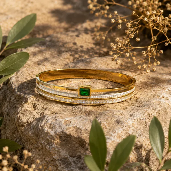 Gold_Stainless_Steel_Emerald_Green_Crystal_Cuff_Bracelet_For_Women