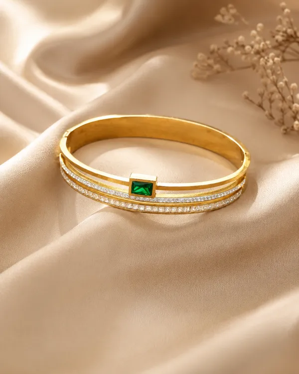 Gold_Stainless_Steel_Emerald_Green_Crystal_Cuff_Bracelet_For_Women