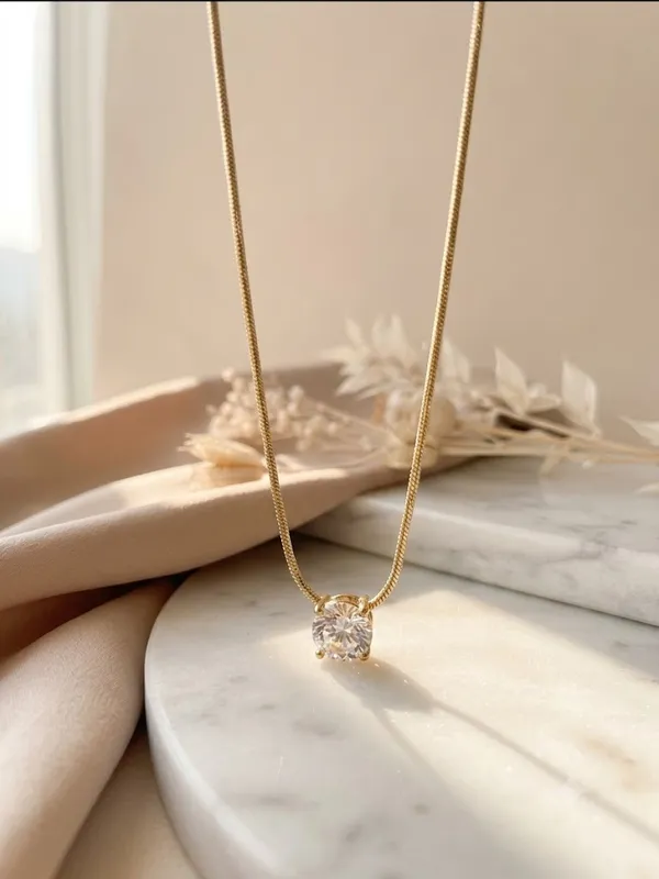 Gold_Stainless_Steel_Solitaire_Pendant_Necklace_For_Women