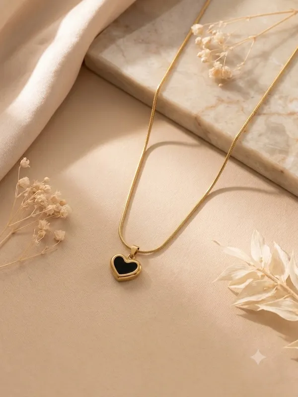 Gold_Stainless_Steel_Black_Heart_Pendant_Necklace_For_Women