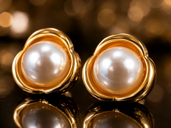 Gold_Stainless_Steel_Pearl_Blossom_Stud_Earrings_For_Women