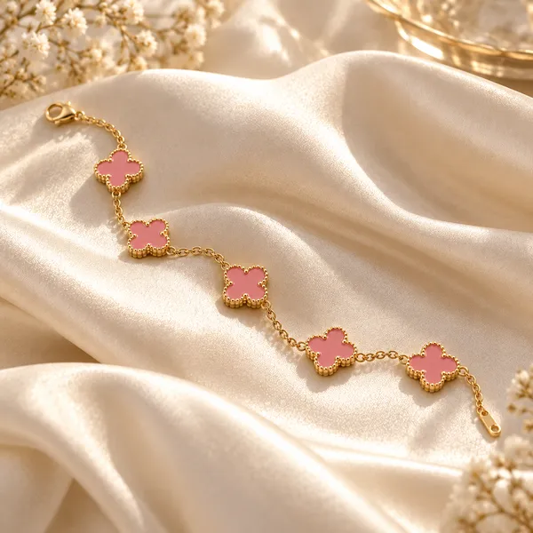Pink_Clover_Charm_Bracelet