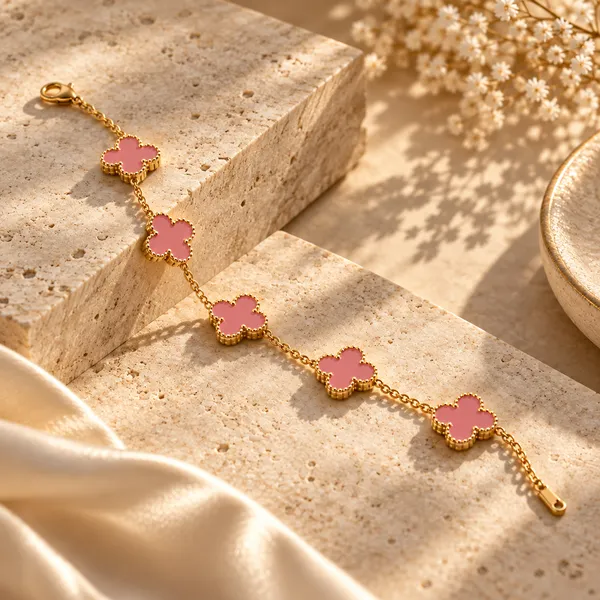 Pink_Clover_Charm_Bracelet