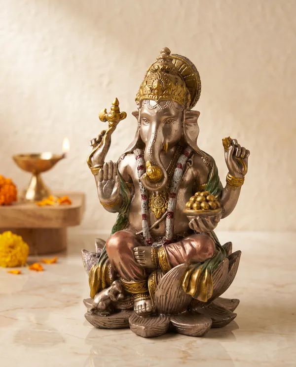 Golden_Brown_Resin_Marble_Dust_Ganesha_Idol_Home