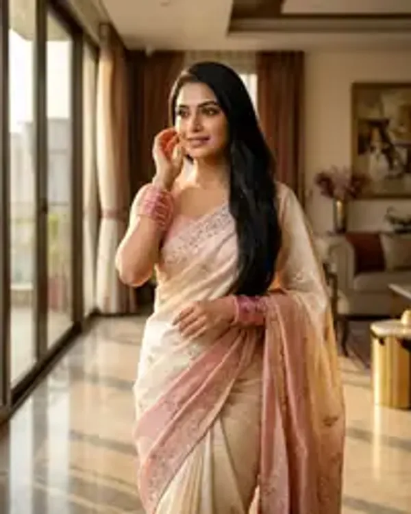 Kripyam_Premium_Blush_Pink_Glass_Bangles_For_Women_Designer_Gold_Leaf_Stone_Work_Glass_Chudi_Bridal_Wedding_Festive_Traditional_Wear