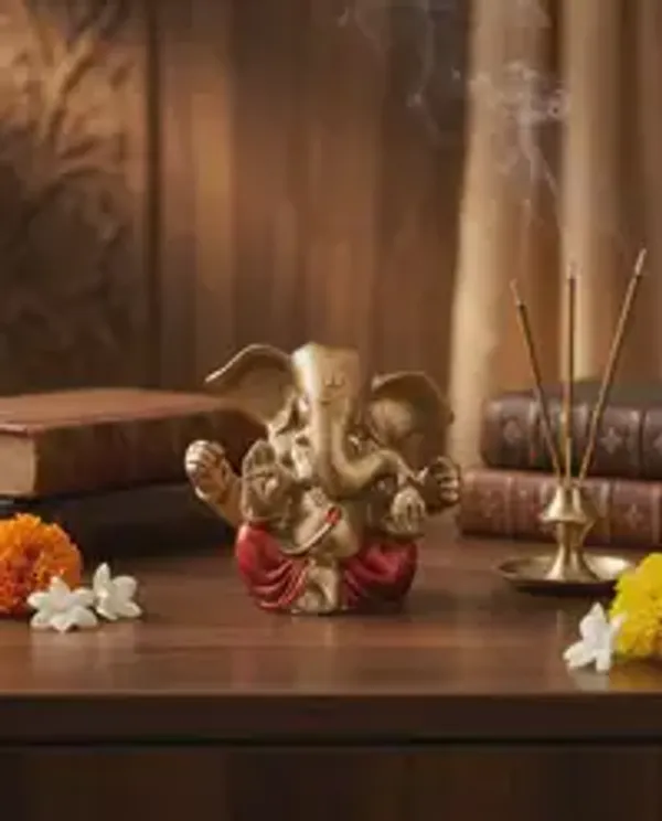 Antique_Golden_Lord_Ganesha_Idol_Handcrafted_Ganpati_Murti_For_Home_Temple_Office_Desk_Car_Dashboard_Spiritual_Decor