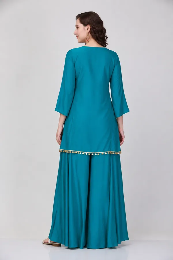 Teal_Cotton_Flared_Bell_Sleeve_Kurta_Drape_Set_For_Women