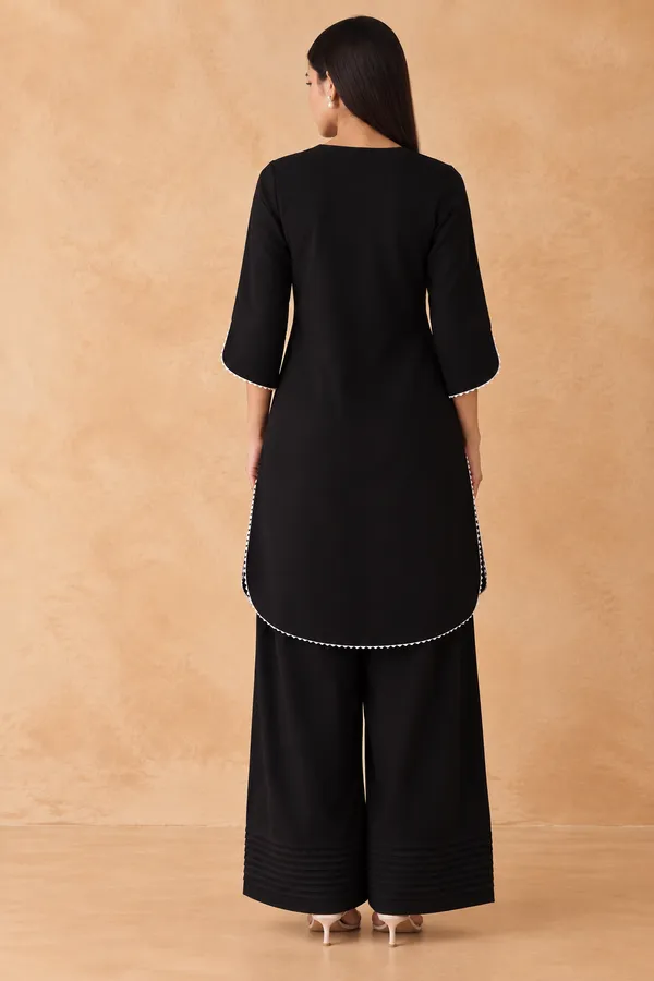 Black_Grace_Kurta_Set