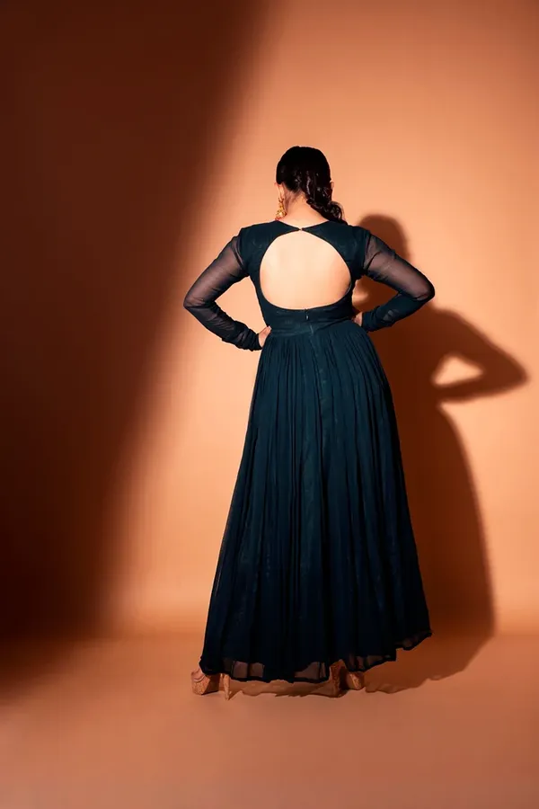 Green_Waist_Embroidered_Suit