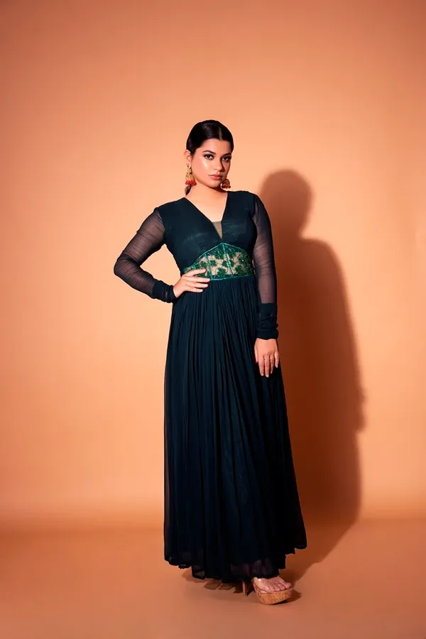 Green_Waist_Embroidered_Suit