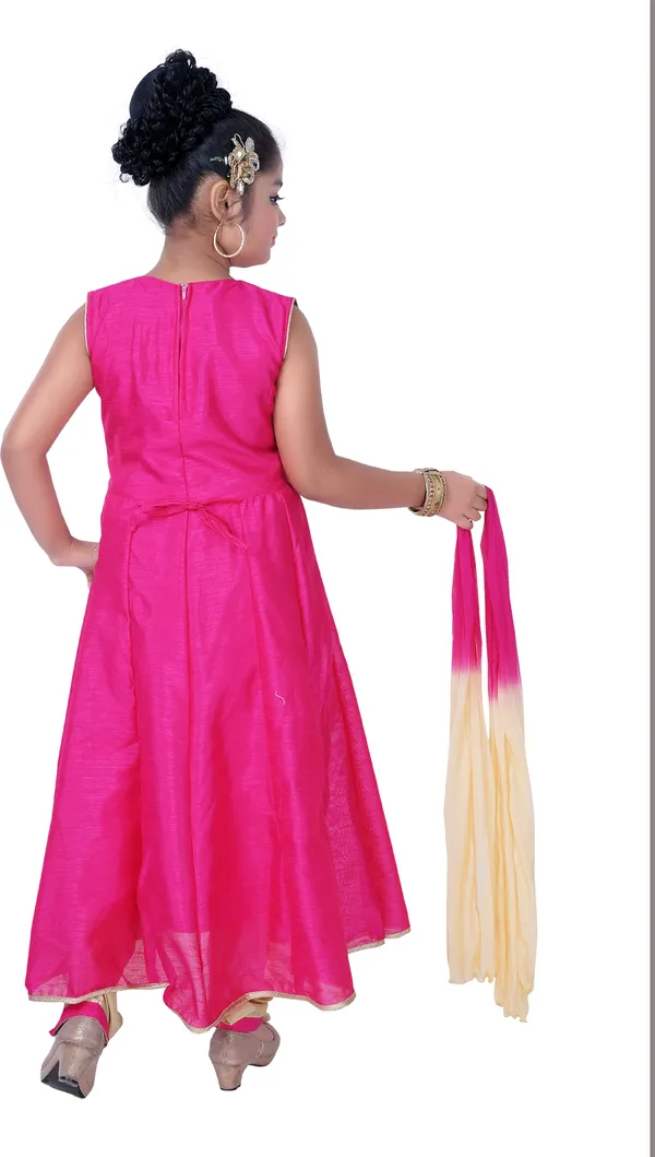 Saarah_Girls_Festive_&_Party_Kurta,_Churidar_&_Dupatta_Set