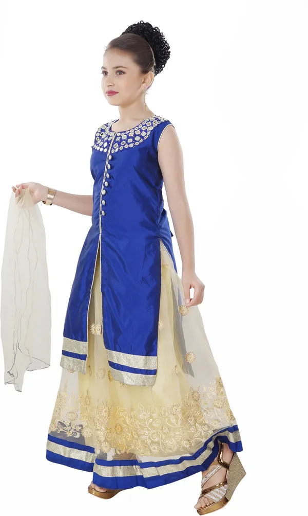 Saarah_Girls_Lehenga_Choli_Ethnic_Wear_Self_Design_Lehenga_Choli