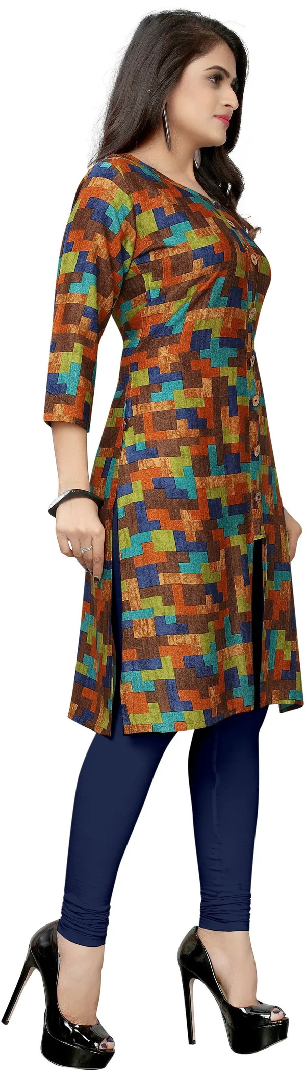 Saarah_Women_Self_Design_Frontslit_Kurta