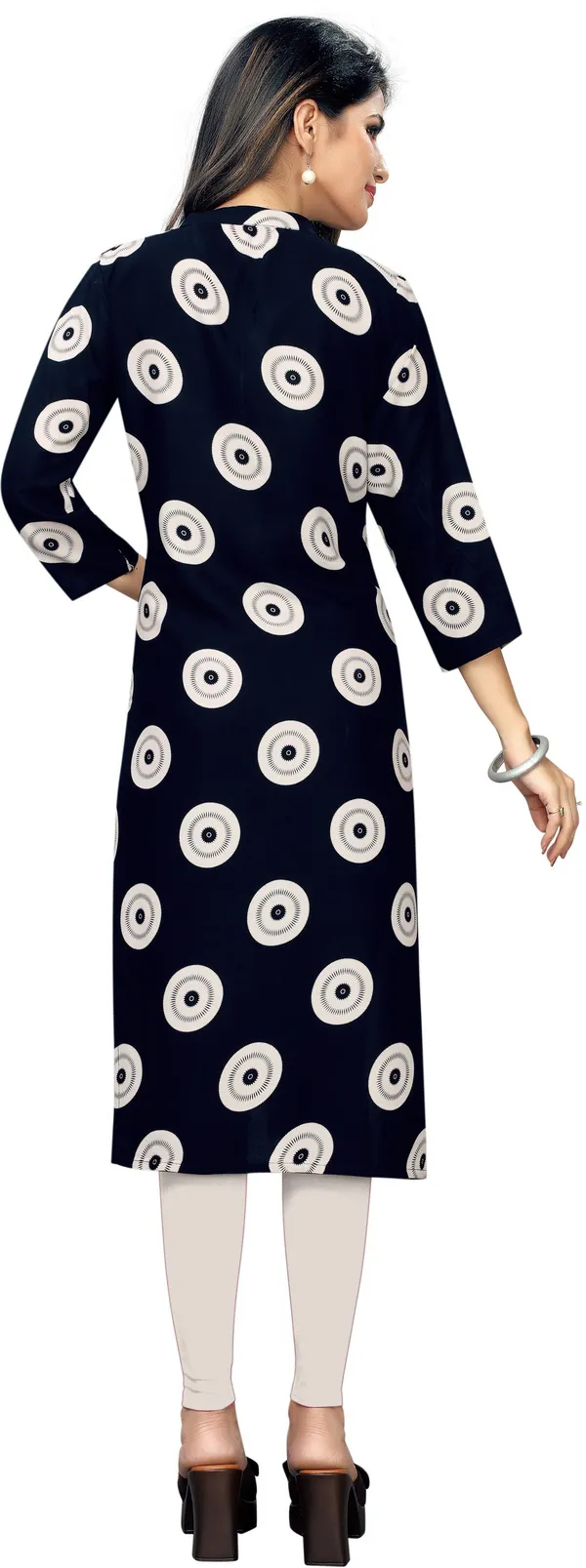 Saarah_Women_Self_Design_Straight_Kurta