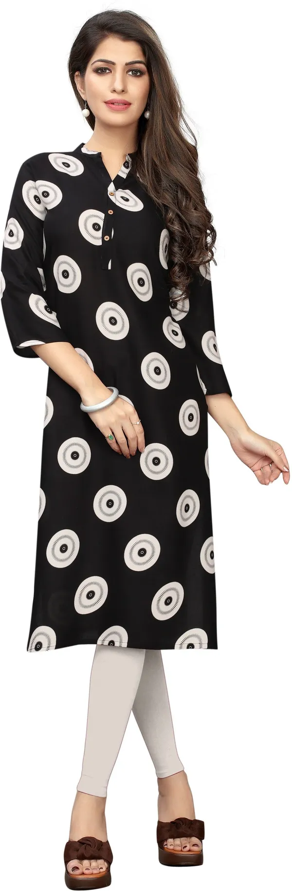 Saarah_Women_Self_Design_Straight_Kurta