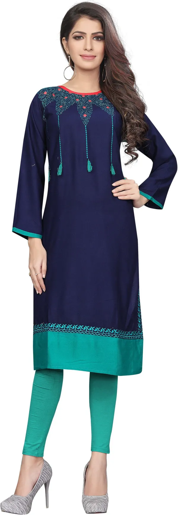 Saarah_Women_Embroidered_Straight_Kurta