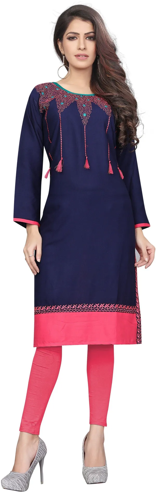 Saarah_Women_Embroidered_Straight_Kurta