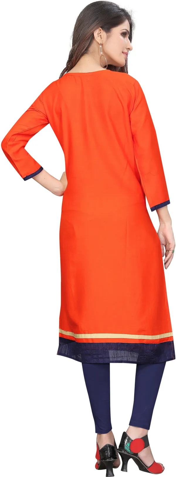 Saarah_Women_Self_Design_Straight_Kurta