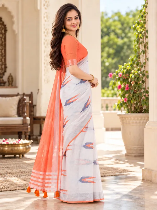 Saarah_Pure_Linen_Saree