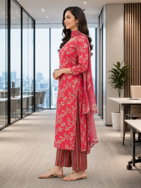 Women_Kurta_Pant_Dupatta_Set