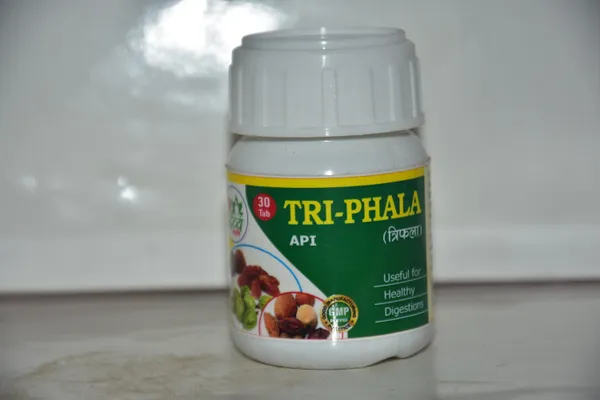 Triphala_Churna