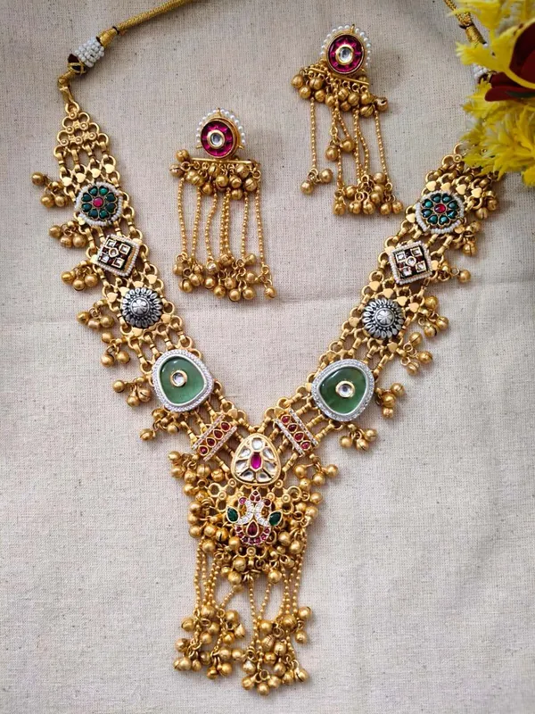 Amrapali_Necklace